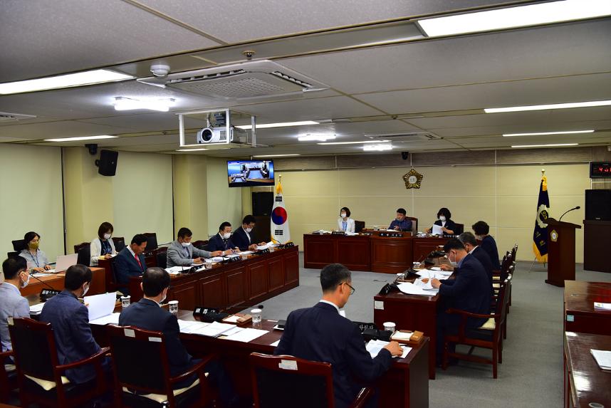 7월 정례의원간담회