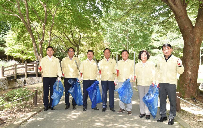 음성군의회 봉학골 국토대청결 