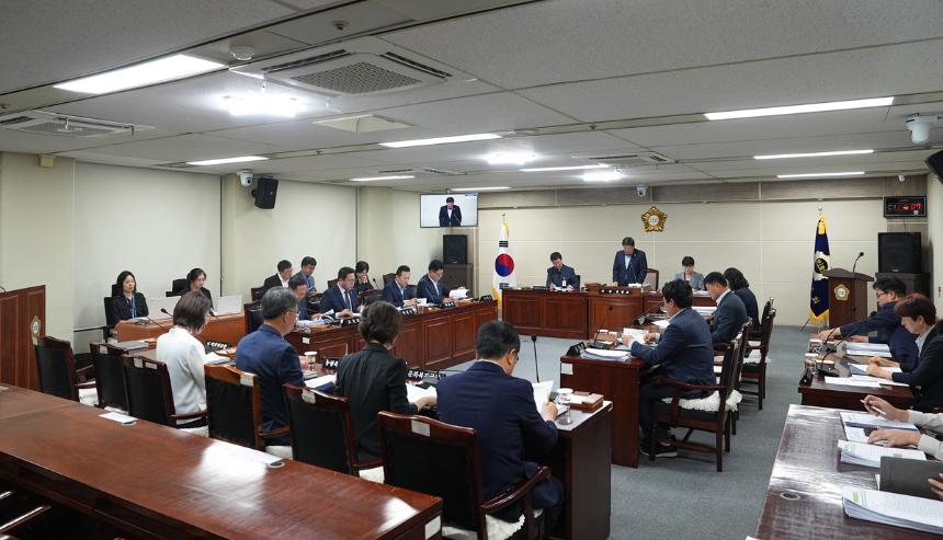 9월 정례의원간담회