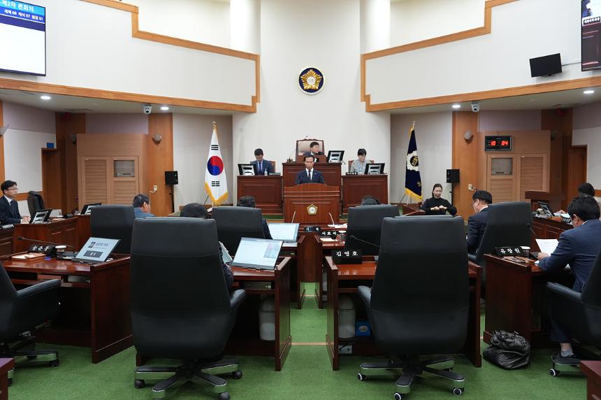 제382회 임시회 제2차 본회의