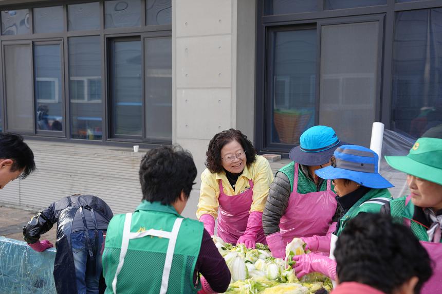 대소면 배추 버무리기 행사